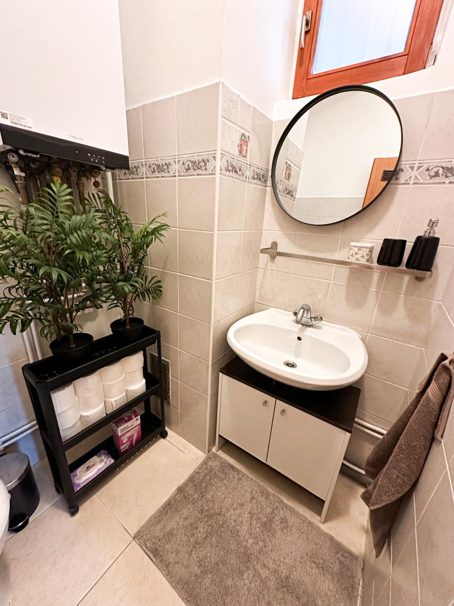 Studio Lana-Near The City Center With Parking Apartment Zagreb Exterior photo